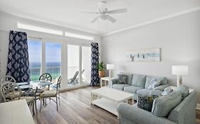 Laketown Wharf #2011 By Nautical Properties